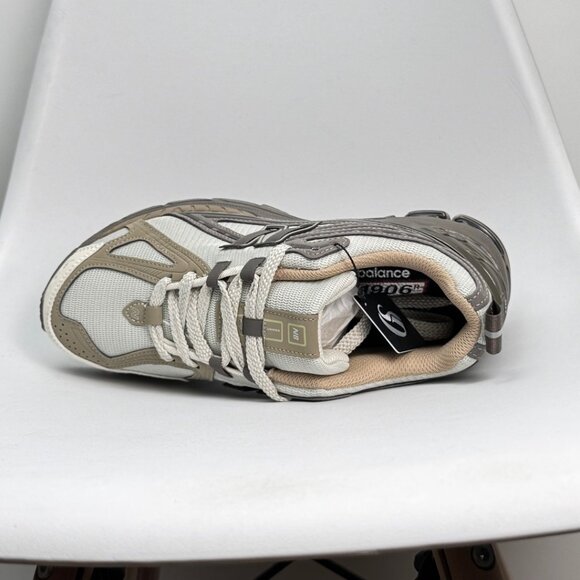 New Balance 1906 Casual Fashion Sneakers - Picture 5 of 7